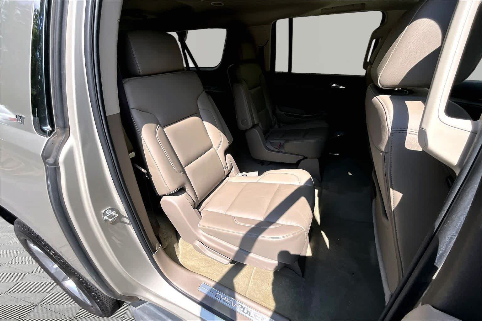 Used 2017 Champagne Silver Metallic Chevrolet LT image 20