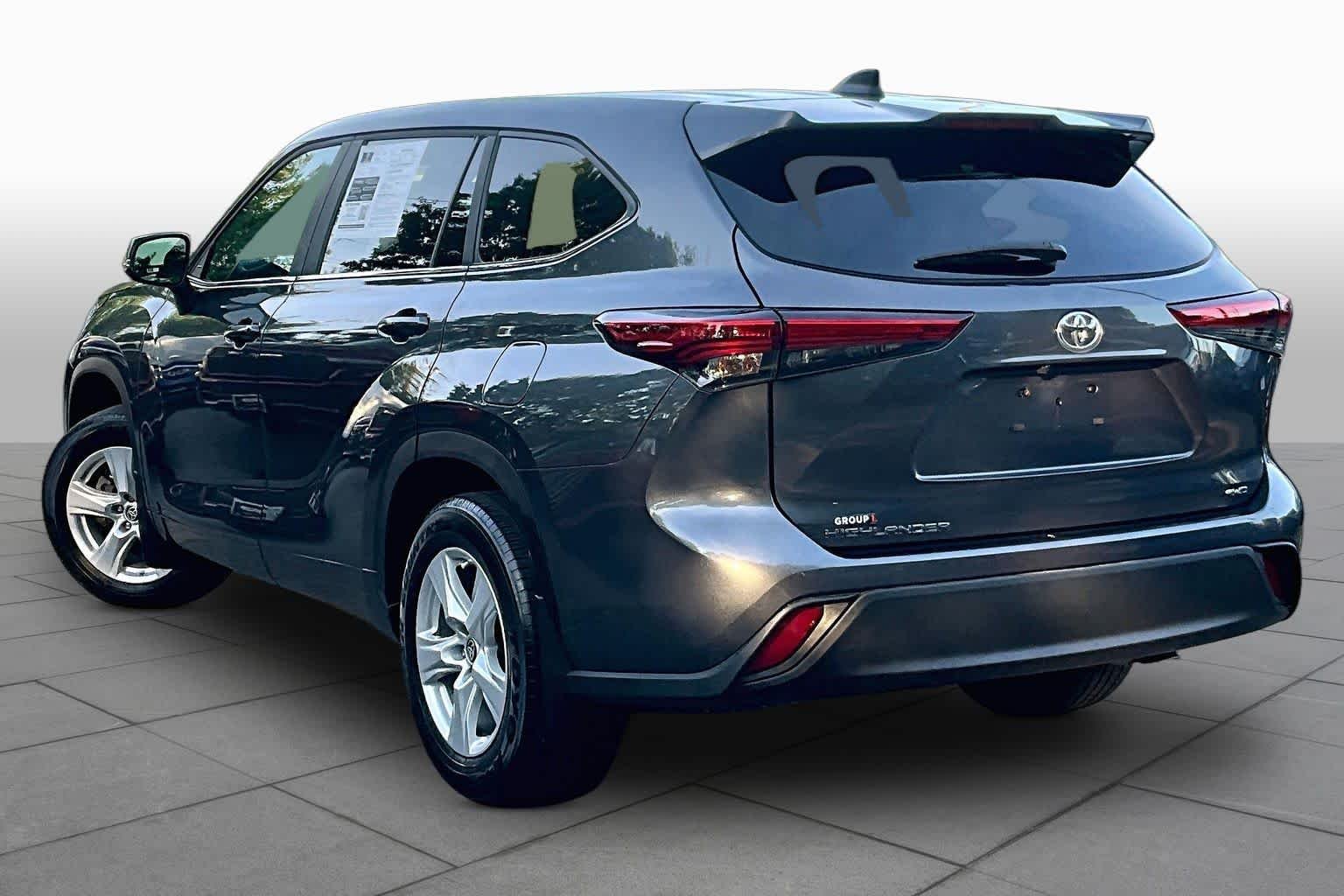 Used 2023 Magnetic Gray Metallic Toyota L image 12