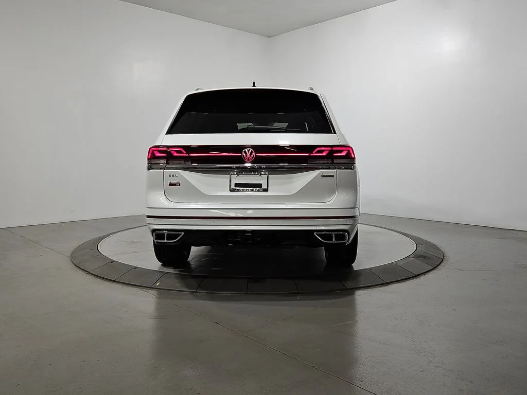 New 2026 White/off-white Volkswagen 2.0T SEL Premium R-Line image 4