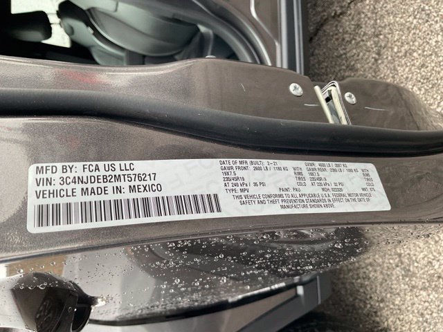 Certified Used 2021 Crystal Metallic Jeep 80th Special Edition image 44