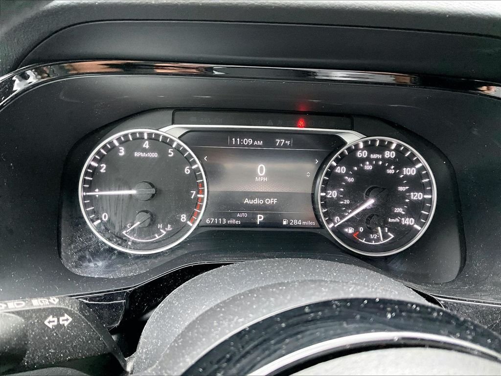 Used 2022 Blue Nissan S image 8