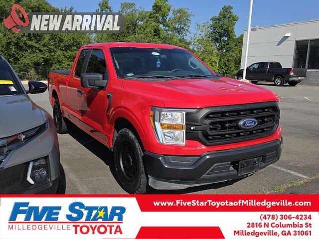 Used 2021 Red Ford XL image 1