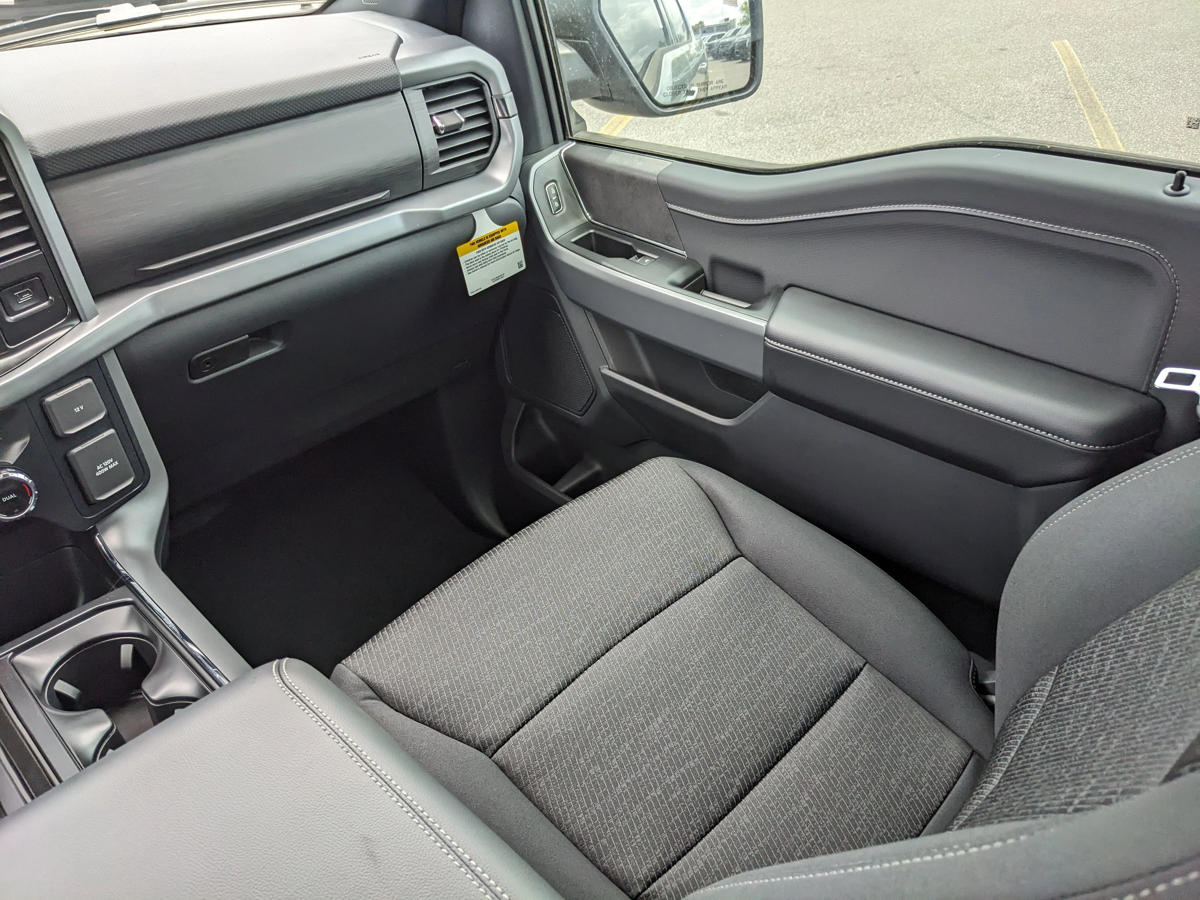 New 2026 Iconic Silver Metallic Ford XLT image 15