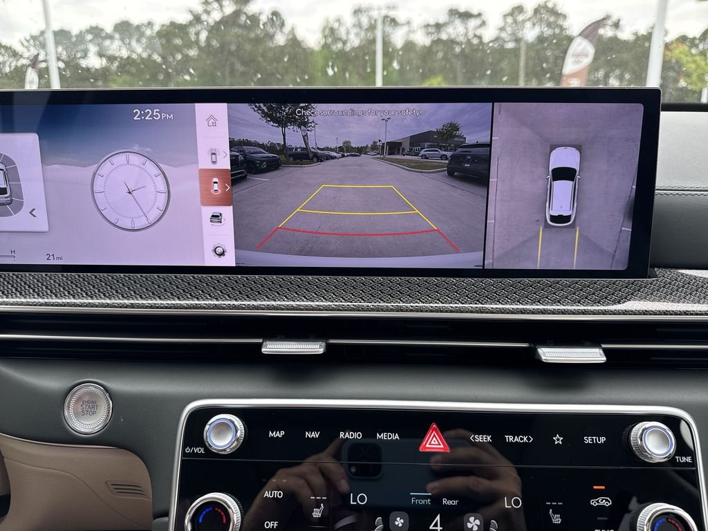 New 2026 White Genesis 3.5T E-SC MHEV image 25