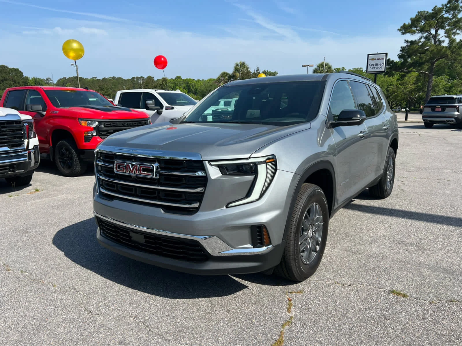 2025 GMC Acadia Elevation FWD's photo