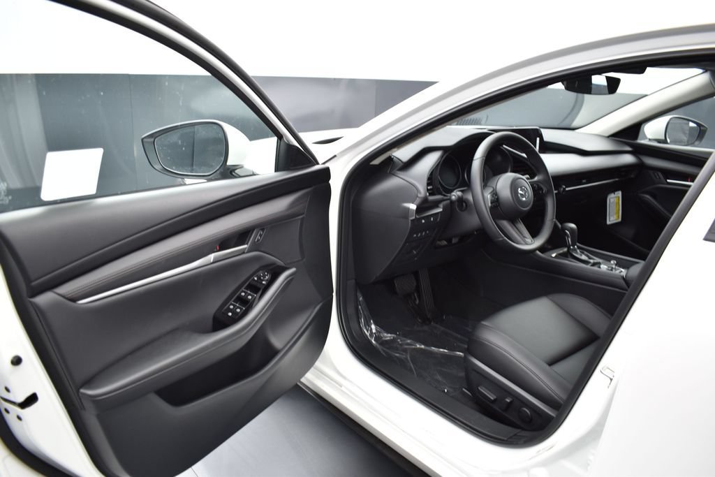 New 2026 Snowflake White Pearl Mazda 2.5 S Preferred image 5