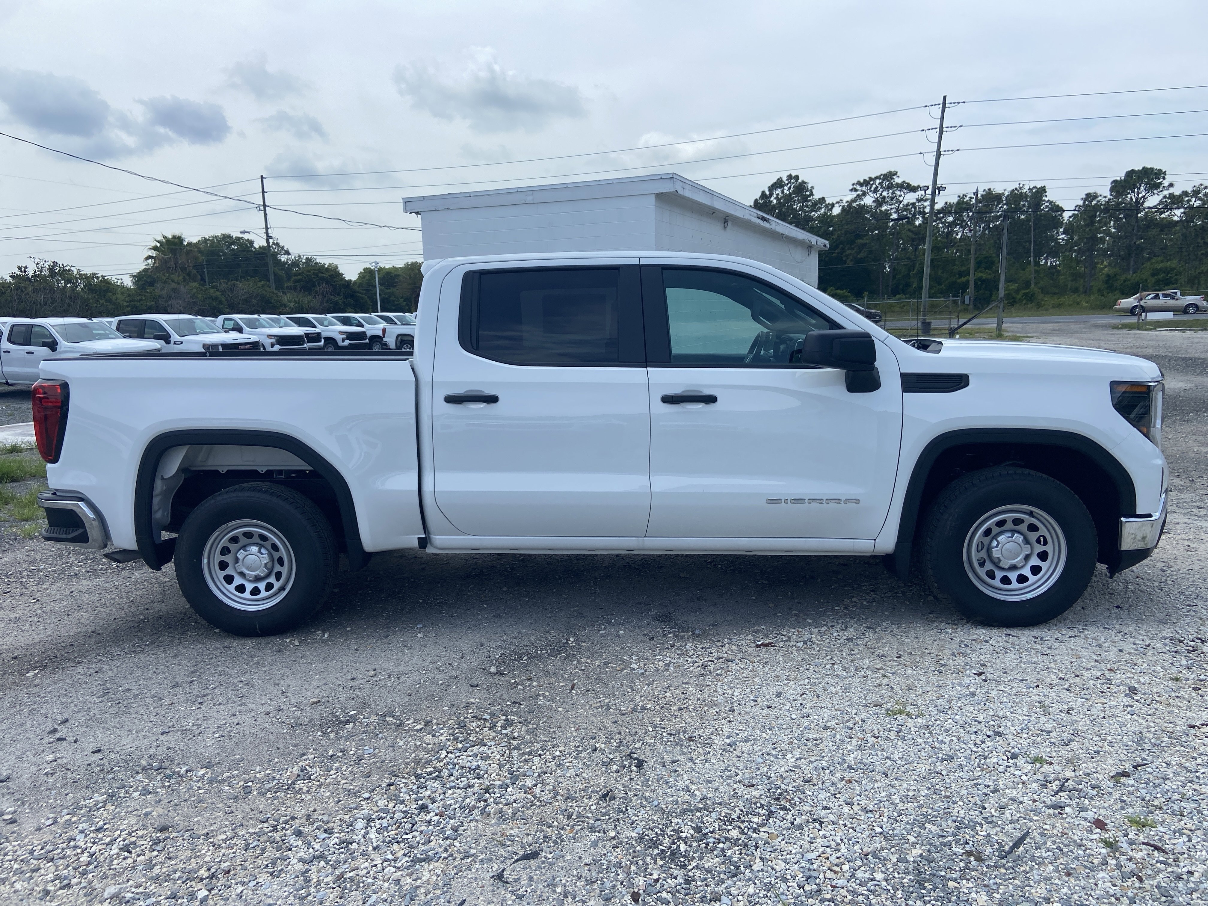 New 2026 Summit White GMC Pro image 7