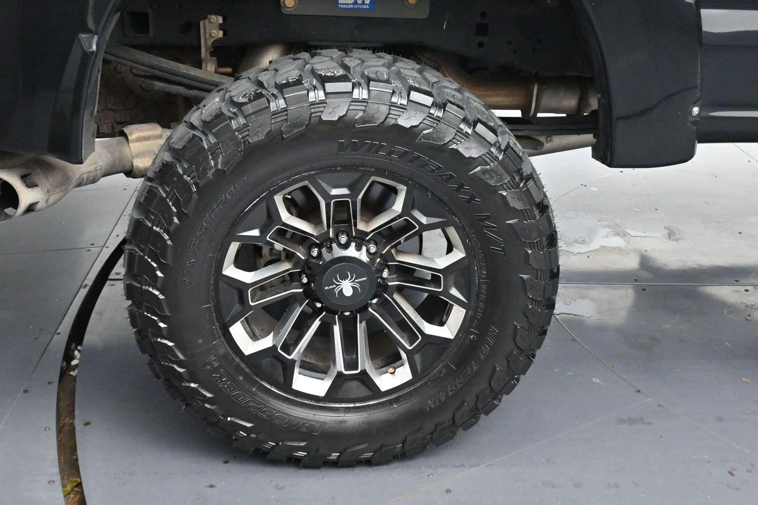 Used 2019 Agate Black Ford LARIAT image 39