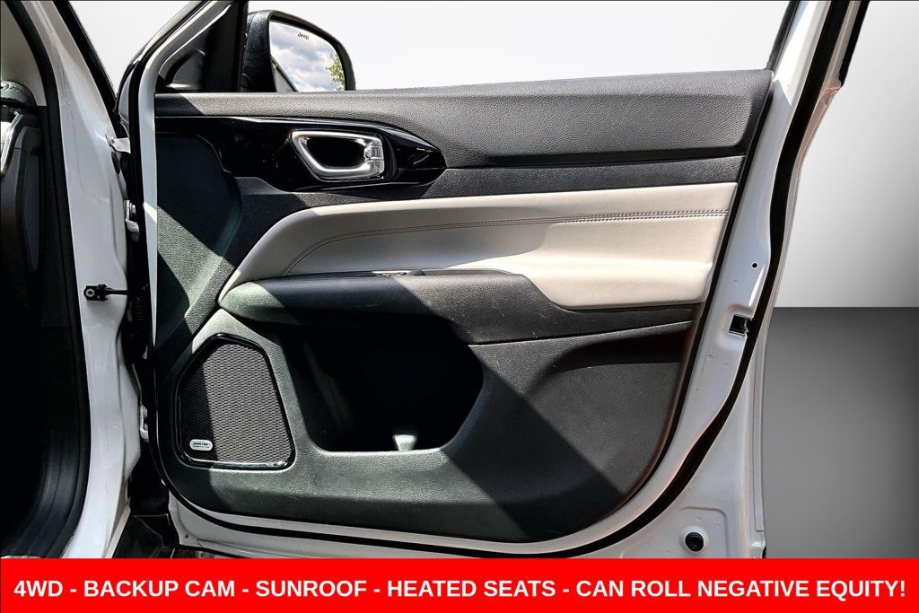 Used 2022 White Jeep Limited image 27