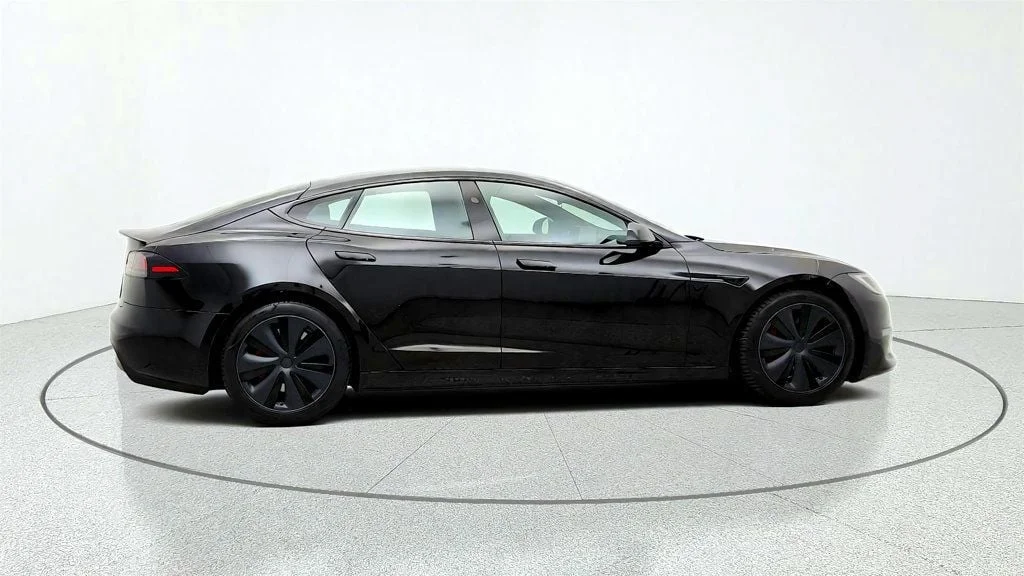 Used 2023 Solid Black Tesla Plaid AWD w/ Yoke Steering Wheel image 4
