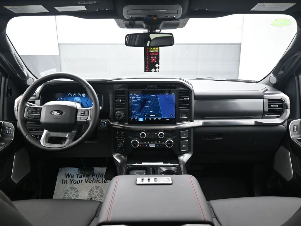 New 2025 Iconic Silver Metallic Ford Lariat image 28