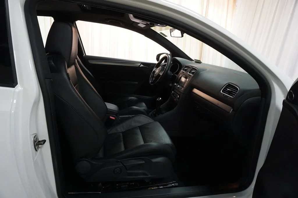 Used 2012 Candy White Volkswagen R image 39