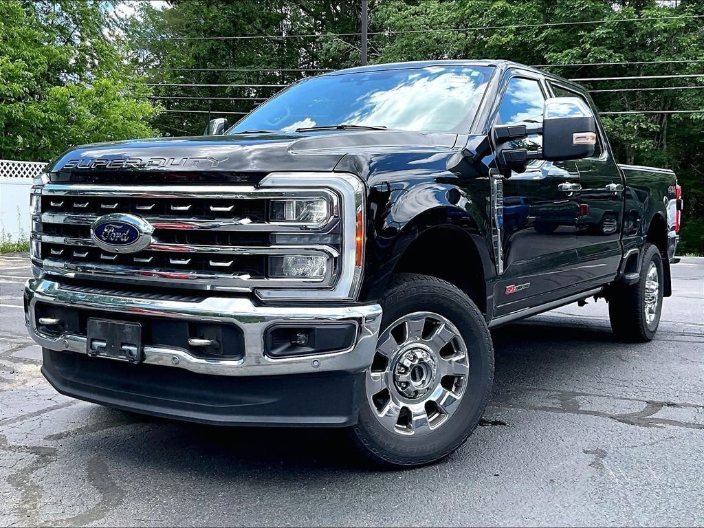 Used 2023 Black Ford Lariat image 3