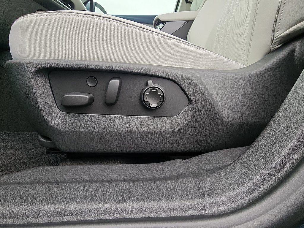 2026 Buick Envision Avenir - Photo 12
