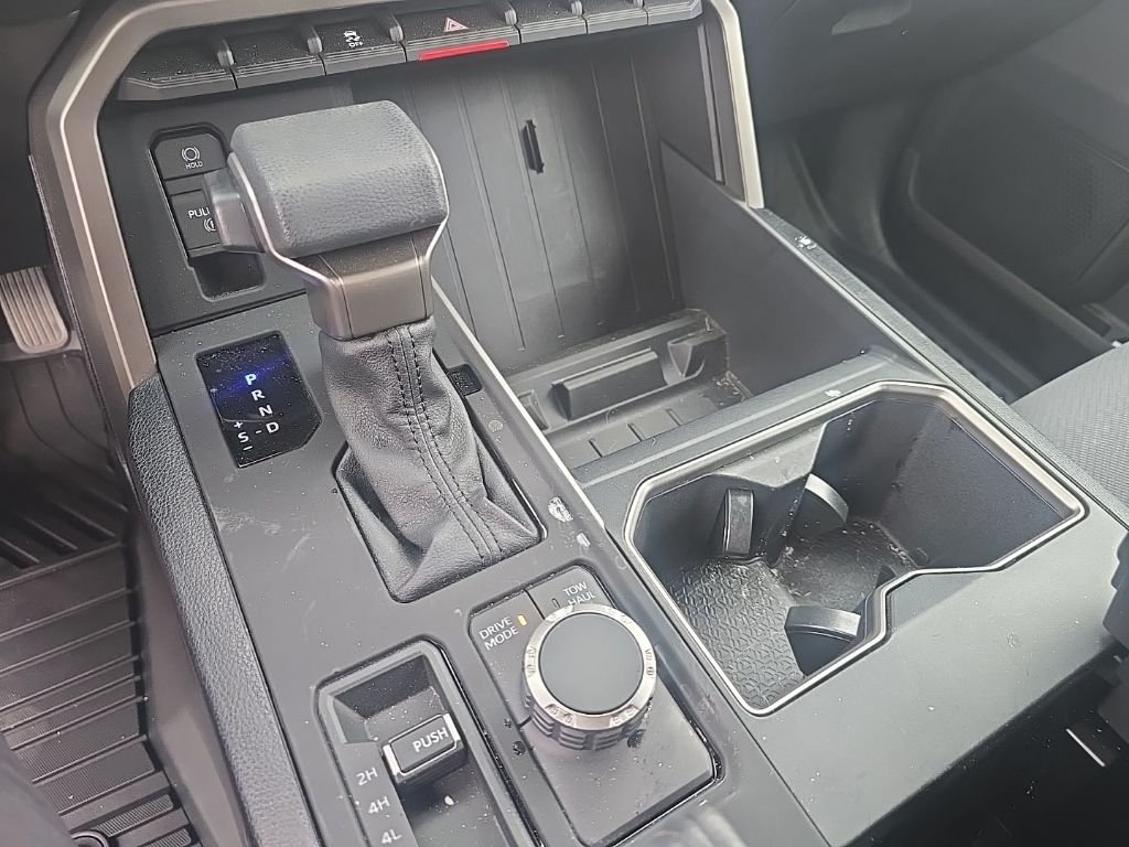 Used 2026  Toyota SR5 image 16