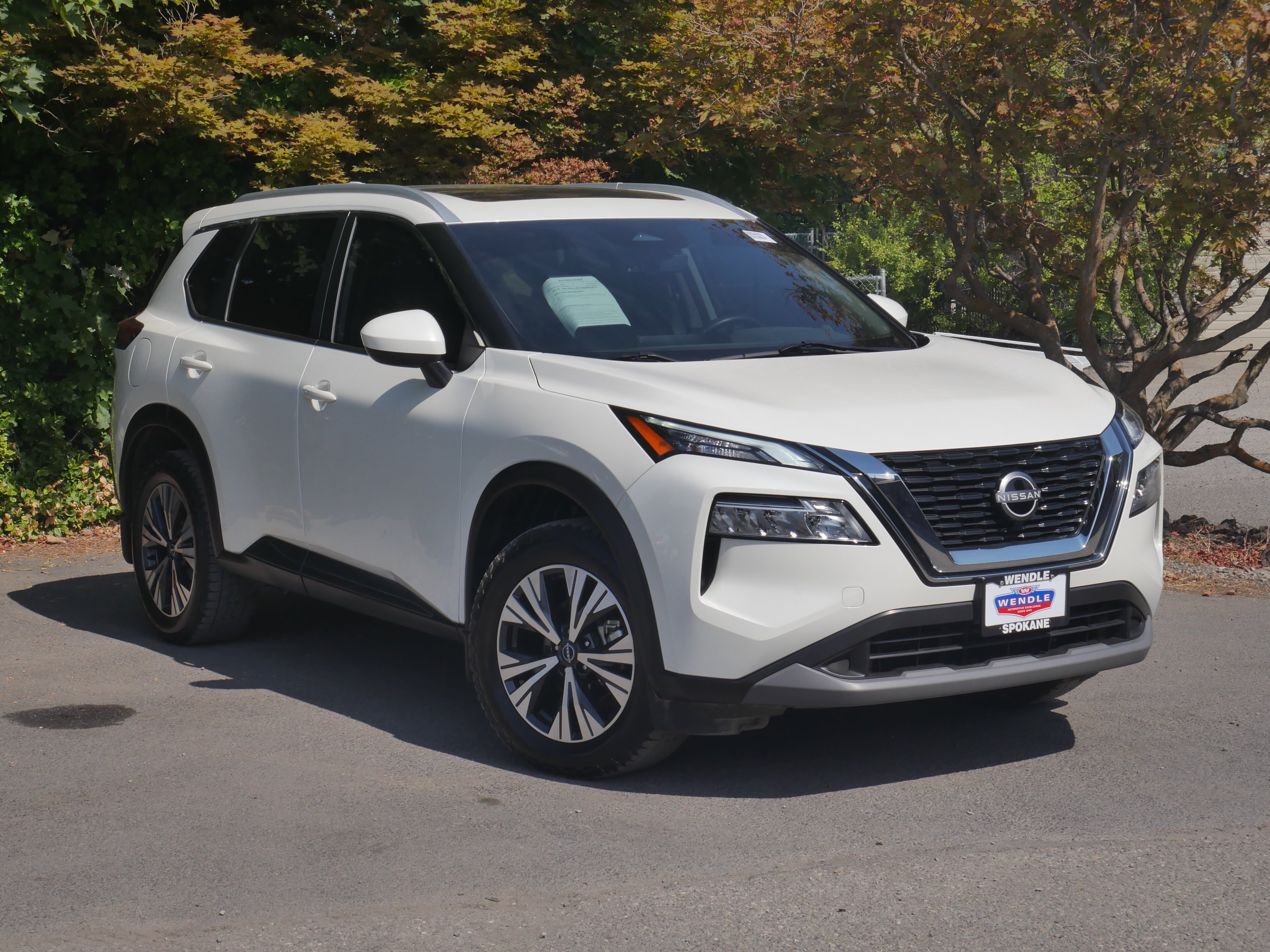 Certified Used 2023 Pearl White Tricoat Nissan SV image 29