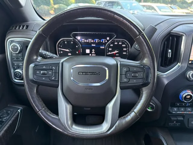 Used 2021 WHITE FROST TRICOAT GMC Denali image 23