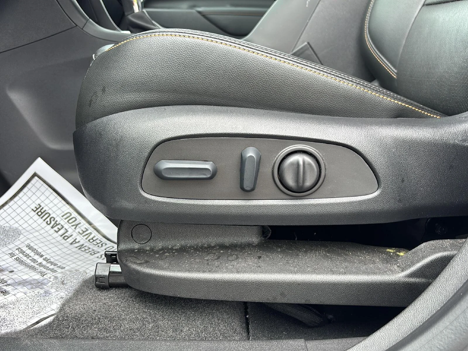 Used 2022 Summit White Chevrolet Premier image 13