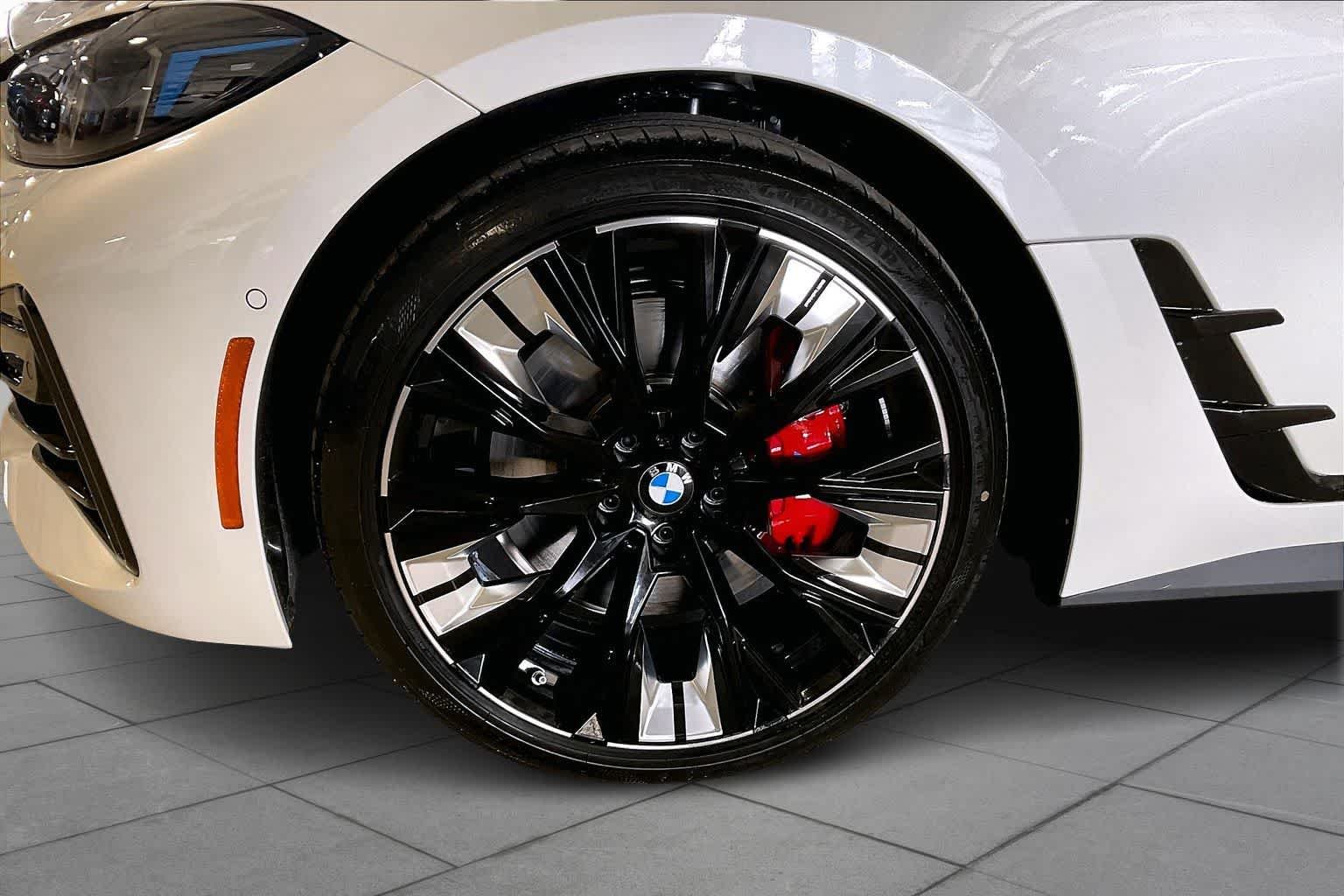 2026 BMW 4 Series 430i - Photo 11