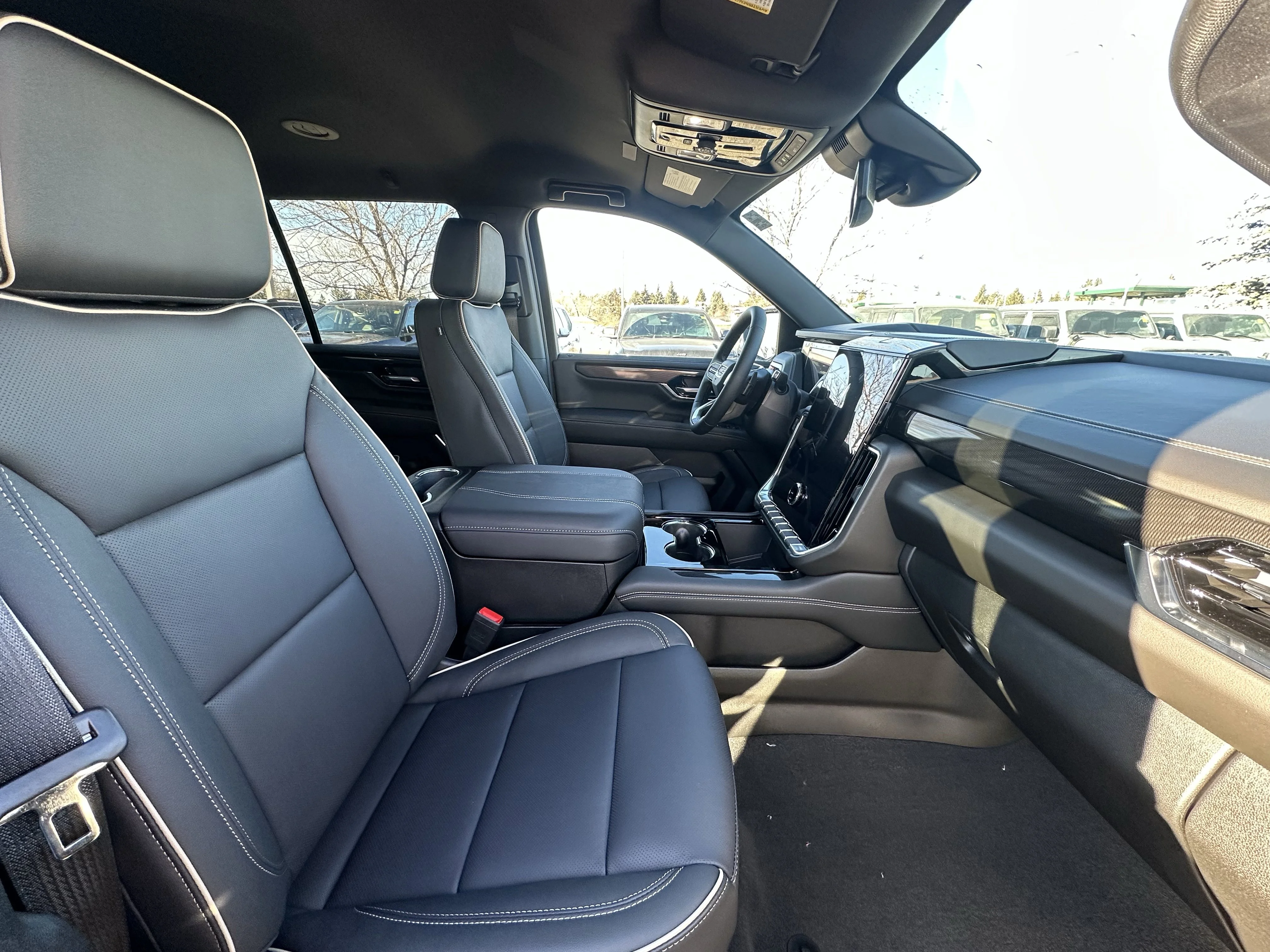 New 2026 Onyx Black GMC Elevation image 17