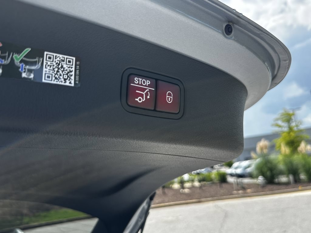 New 2026 Cirrus Silver Metallic Mercedes-Benz GLC 300 image 58