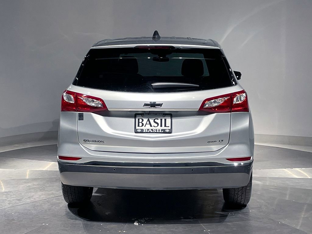 Used 2021 SILVER ICE METALLIC Chevrolet LT image 12