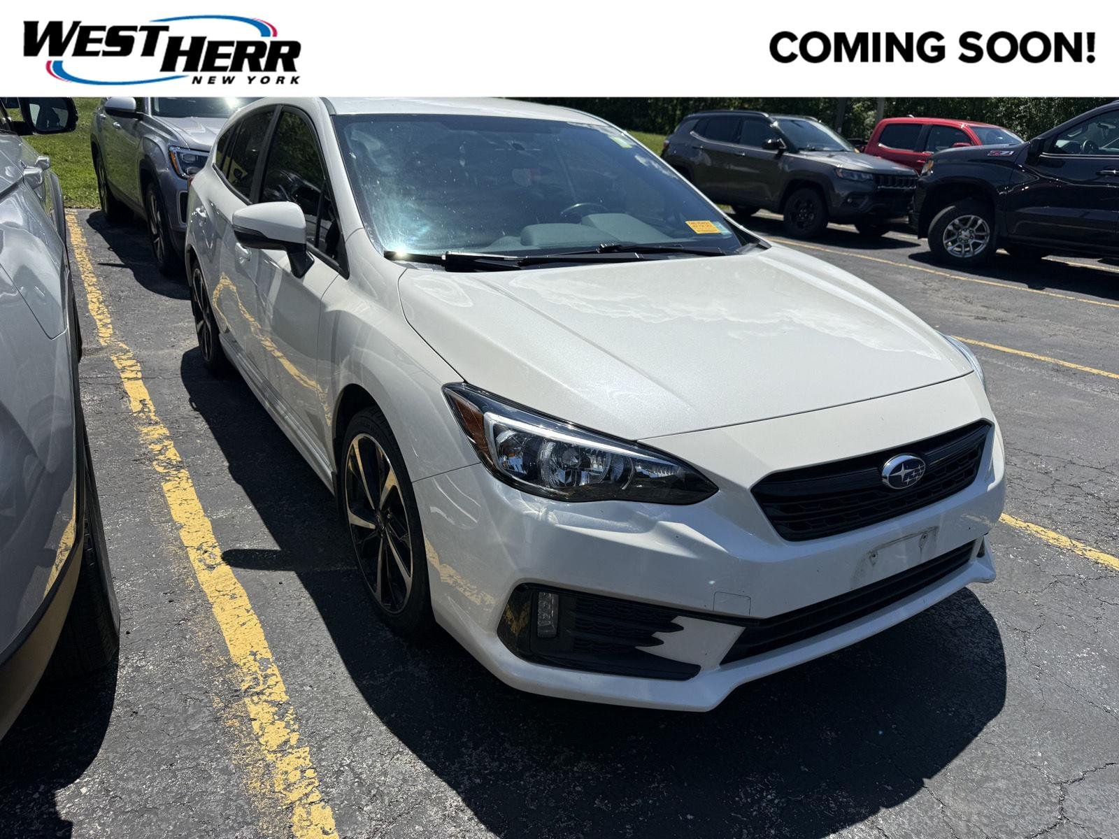 Used 2022  Subaru  image 1