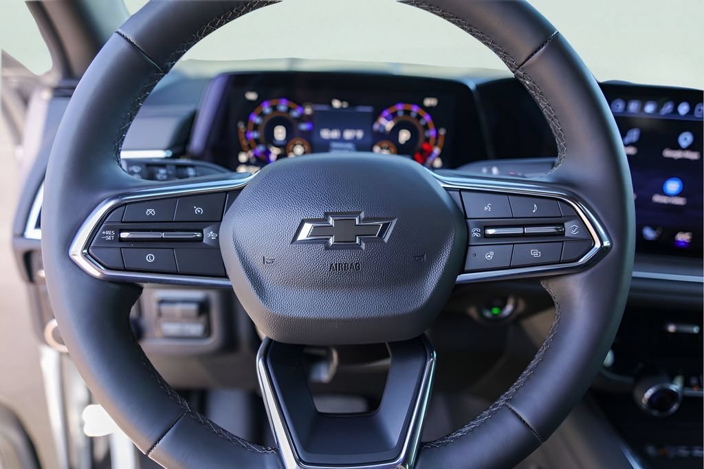 2026 Chevrolet Suburban Z71 - Photo 13