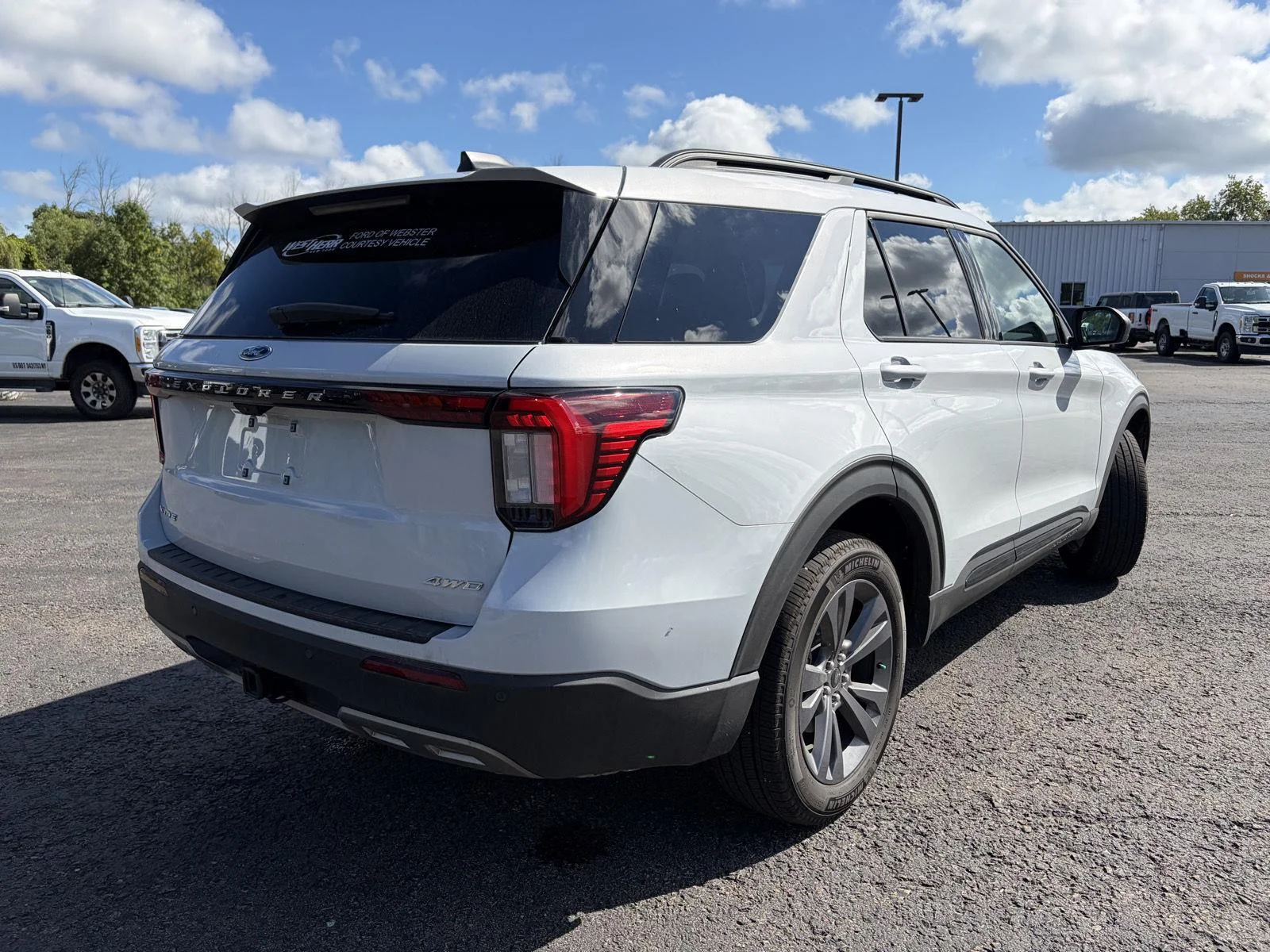 New 2026 Space White Metallic Ford Active image 10