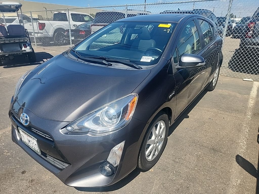 Used 2015 Gray Toyota Four image 3
