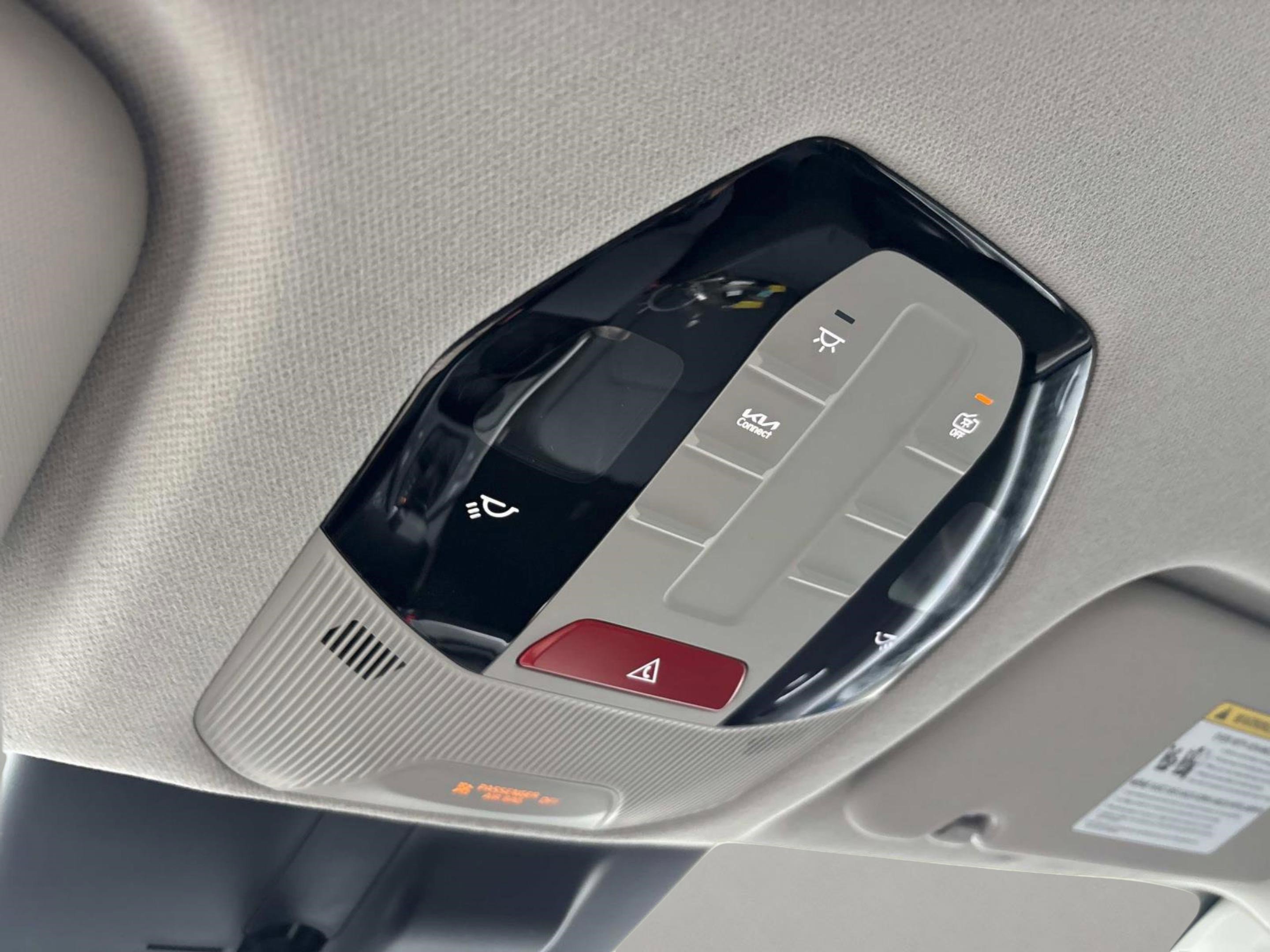 New 2025 Deep Sea Blue Kia LXS image 29