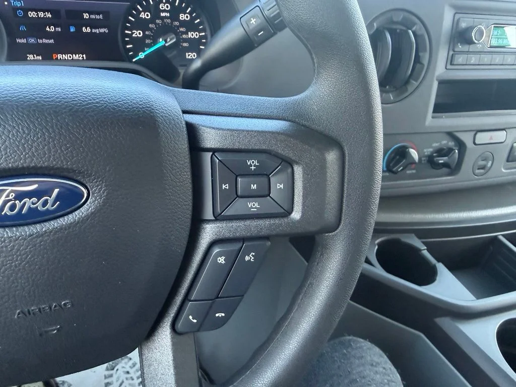 New 2026 Oxford White Ford E-350 SRW image 18