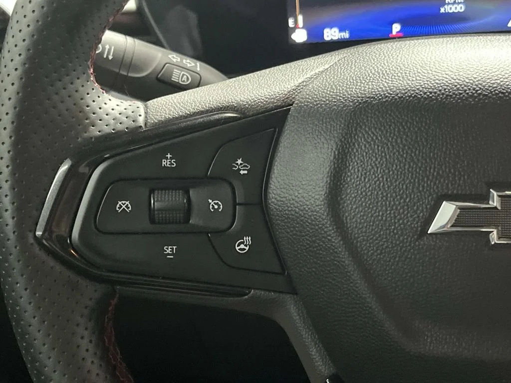Used 2024 Fountain Blue Chevrolet 2RS image 17