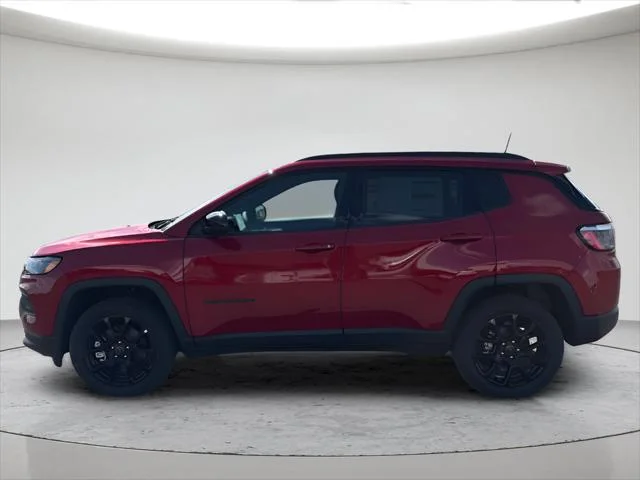 New 2026 Red Hot Pearl-Coat Exterior Paint Jeep Latitude image 2