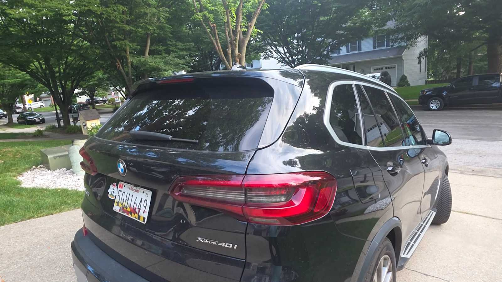 Used 2020 Black Sapphire Metallic BMW xDrive40i image 7