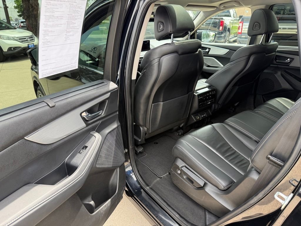 Used 2024 Majestic Black Pearl Acura Technology image 13