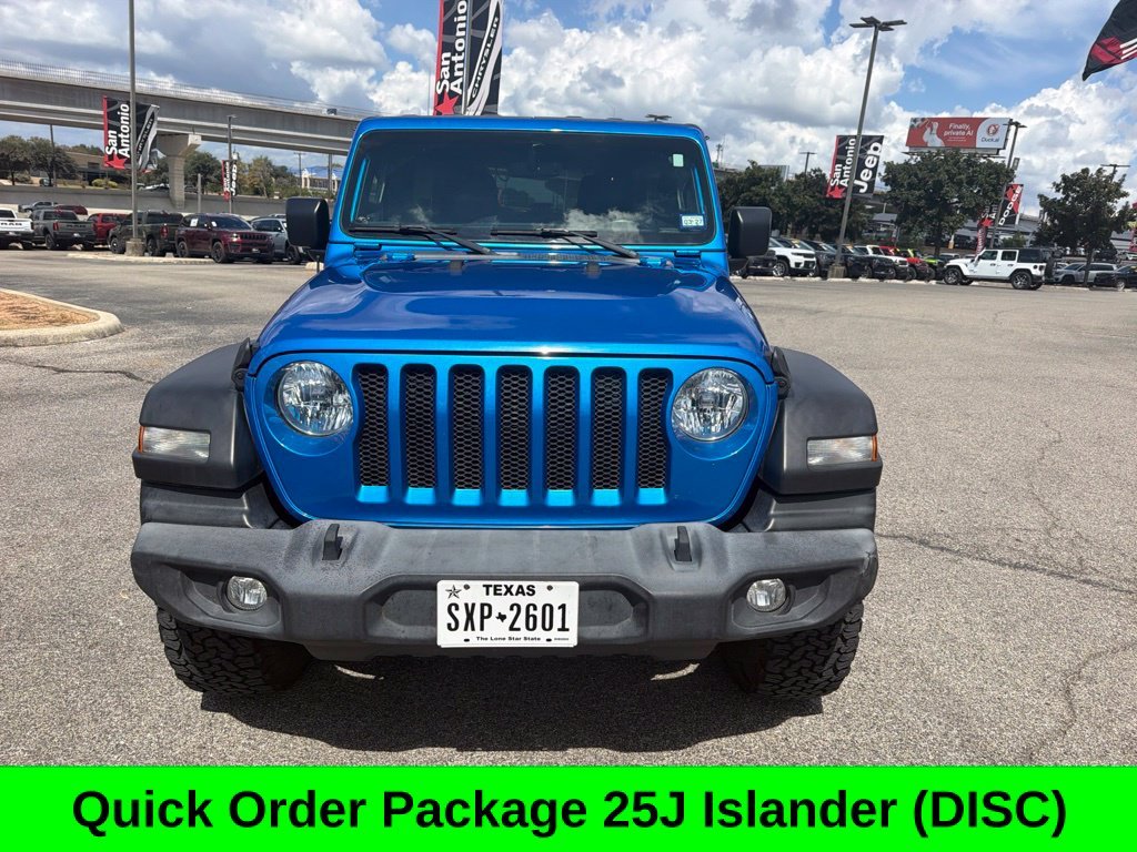 Used 2021 Blue Jeep Unlimited Sport image 2