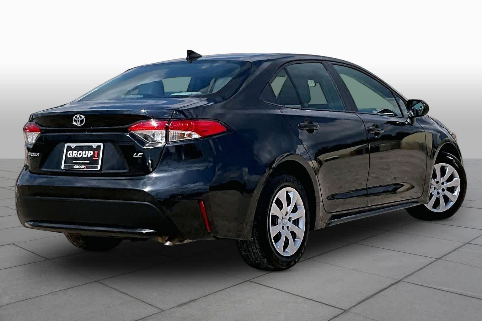 Used 2020 Black Sand Pearl Toyota LE image 13