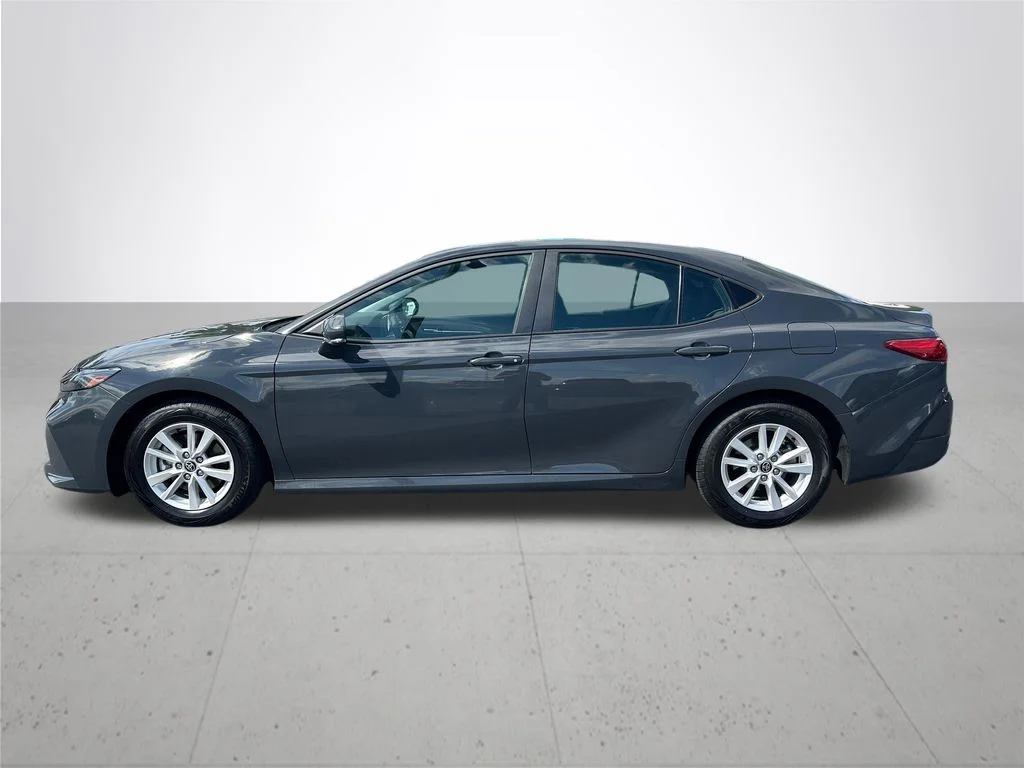 Certified Used 2025  Toyota LE image 11