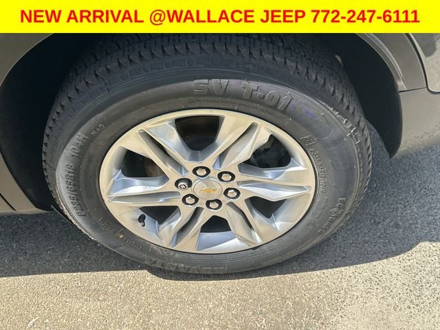 Used 2020 Gray Chevrolet LT image 3