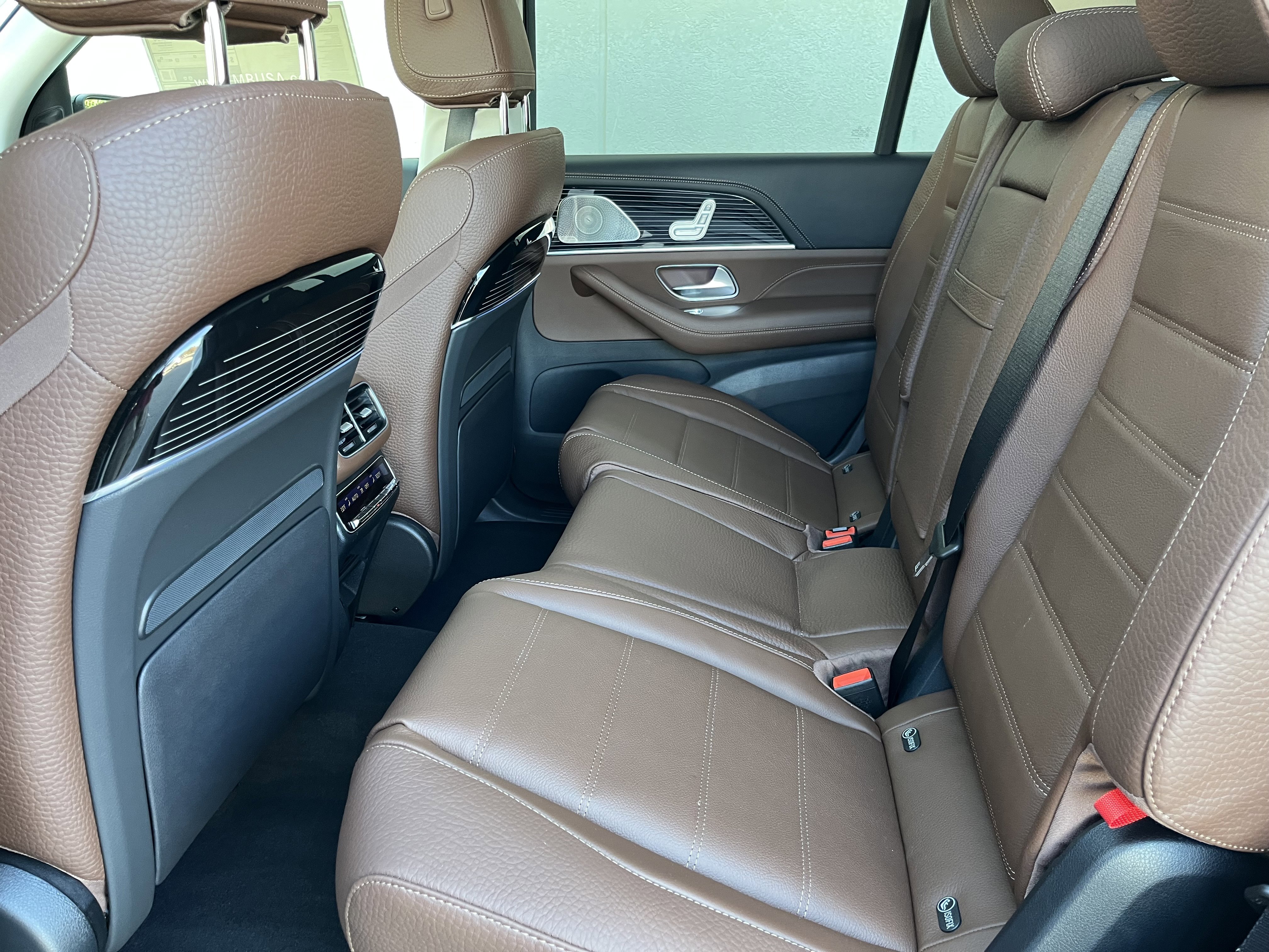 New 2026 POLAR WHITE Mercedes-Benz GLS 450 image 16