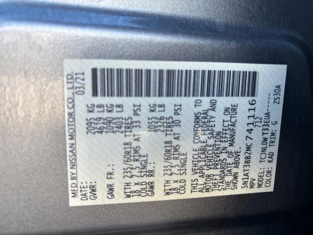 Used 2021 Gray Nissan SV image 10