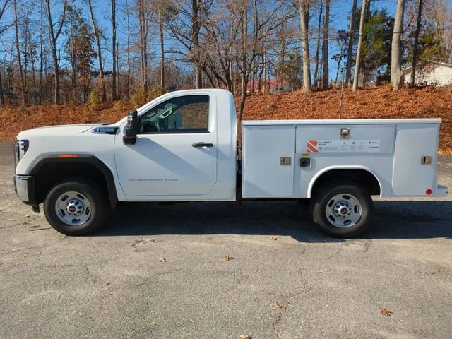 New 2024 Summit White GMC Pro image 8