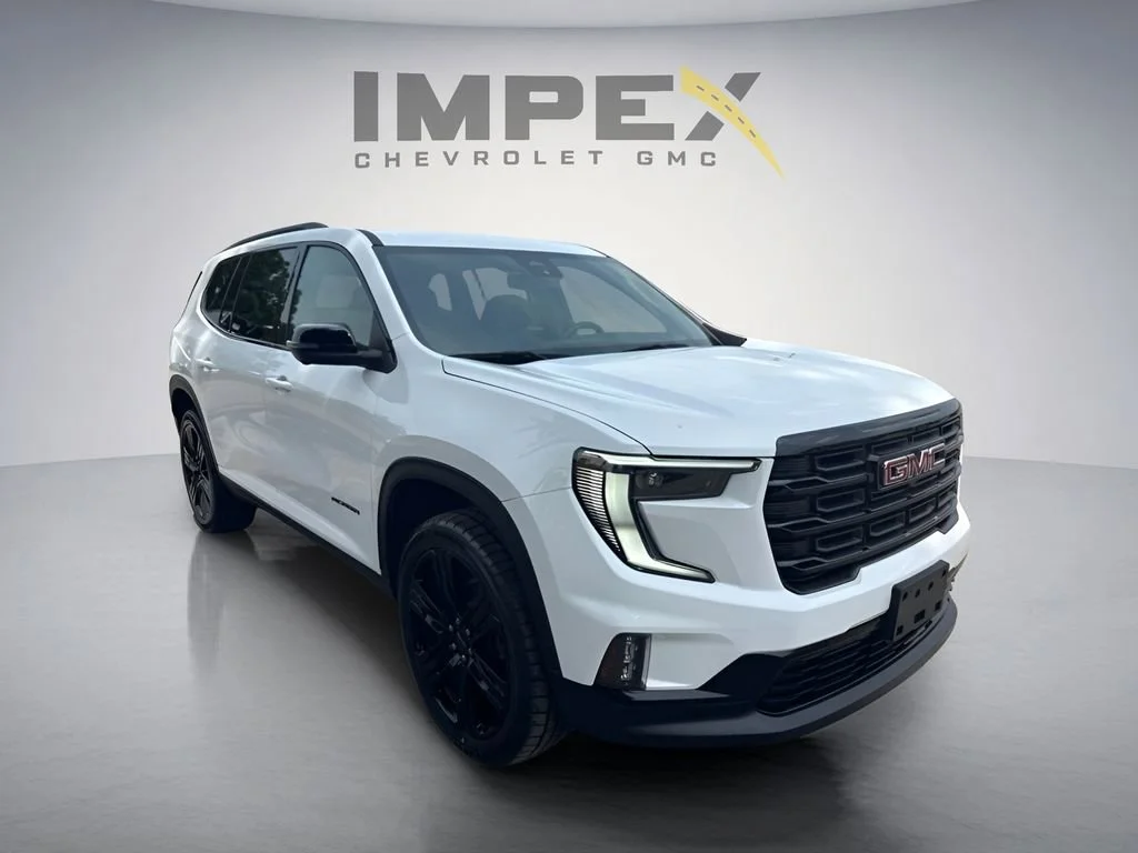 Used 2024 Summit White GMC Elevation image 7