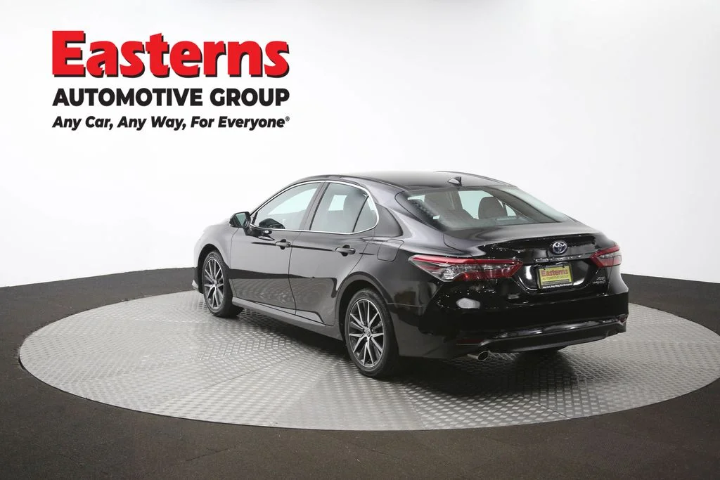 Used 2022 Black Toyota XLE image 64