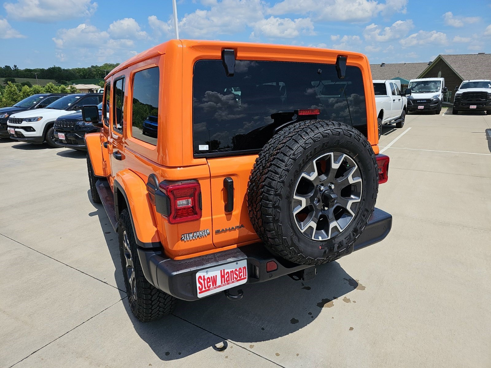 New 2026 Joose Jeep Sahara image 3
