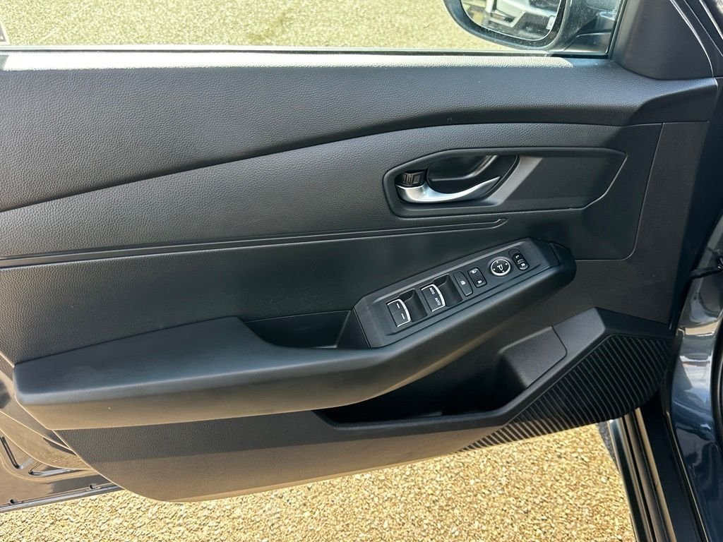 Used 2024  Honda LX image 23