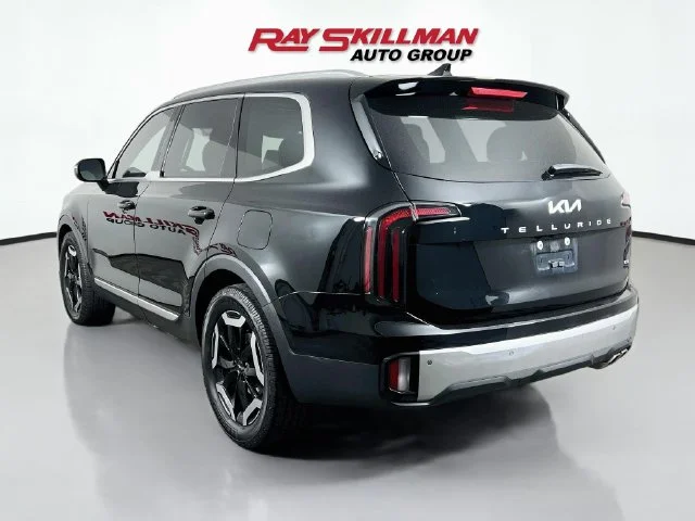 Used 2024 Black Kia EX image 5