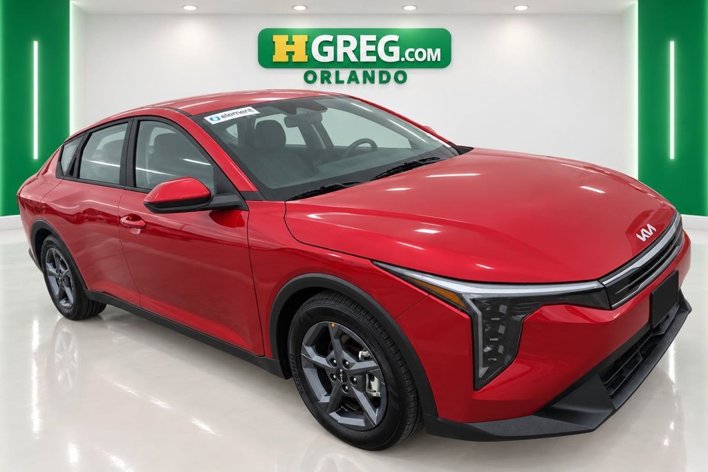 Used 2026 Currant Red Kia LXS image 3