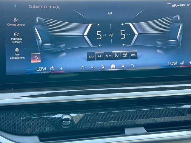 Used 2024 Black BMW xDrive40i image 16